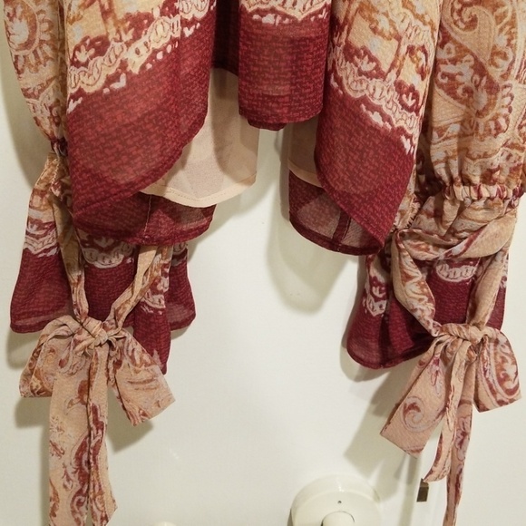 💕BCBGMaxAzria💕 Sessilee Baroque Paisley Top - Picture 7 of 8